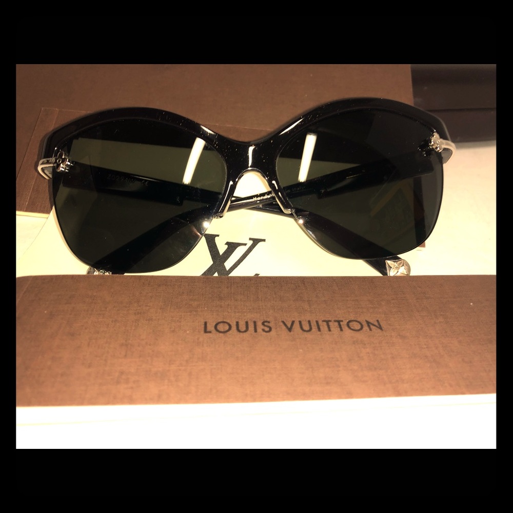 Louis Vuitton Violette Sunglasses
